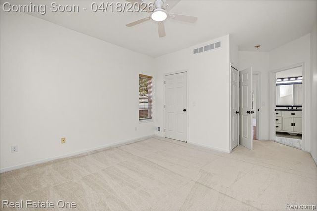 38182 Saratoga Circle Circle, Farmington Hills, MI 48331