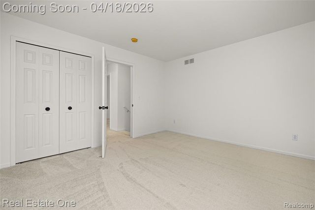 38182 Saratoga Circle Circle, Farmington Hills, MI 48331