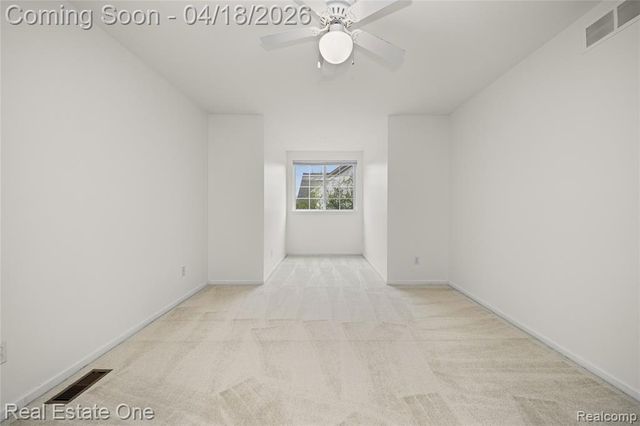 38182 Saratoga Circle Circle, Farmington Hills, MI 48331