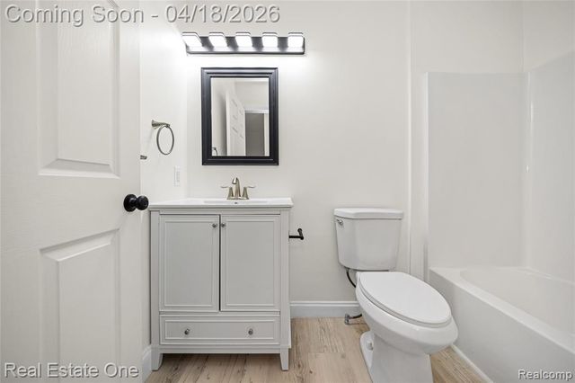 38182 Saratoga Circle Circle, Farmington Hills, MI 48331