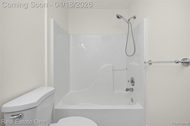 38182 Saratoga Circle Circle, Farmington Hills, MI 48331