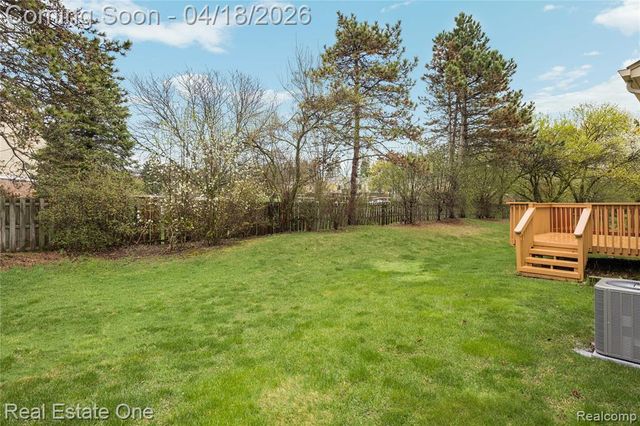 38182 Saratoga Circle Circle, Farmington Hills, MI 48331