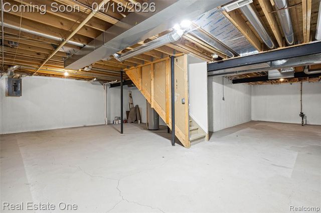 38182 Saratoga Circle Circle, Farmington Hills, MI 48331