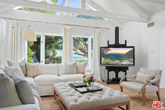 29225 CLIFFSIDE Drive, Malibu, CA 90265