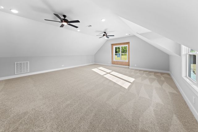 16 Paradise Hills Lane, Lebanon, TN 37090