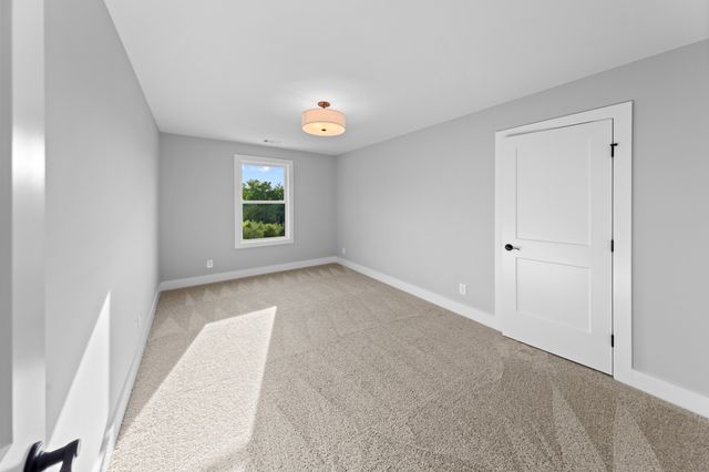 16 Paradise Hills Lane, Lebanon, TN 37090