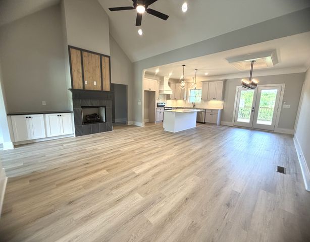 16 Paradise Hills Lane, Lebanon, TN 37090