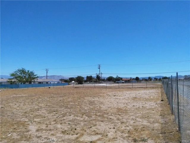 15120 Main, Hesperia, CA 92345