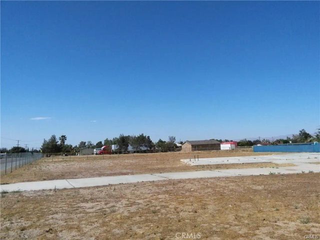 15120 Main, Hesperia, CA 92345