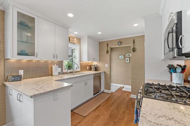 5301 Windsor Avenue, Edina, MN 55436