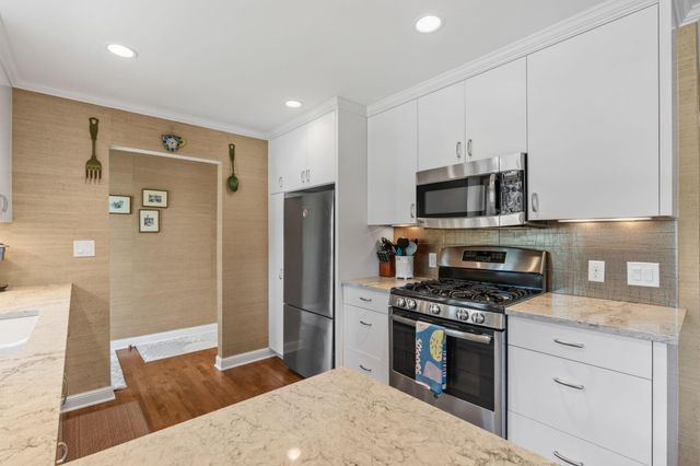 5301 Windsor Avenue, Edina, MN 55436