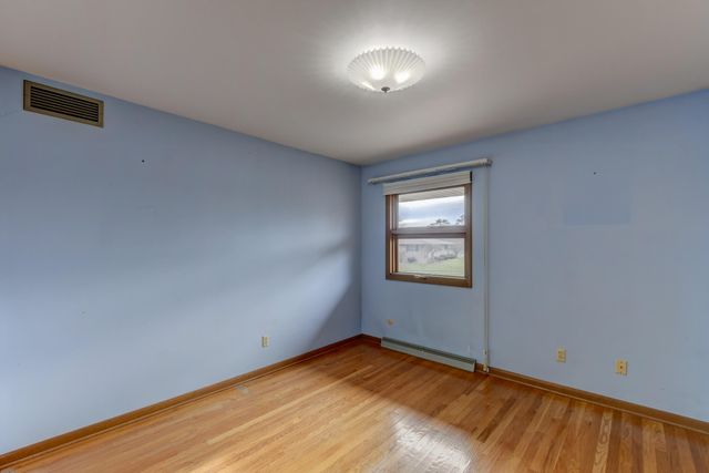 2680 W 59th Place, Merrillville, IN 46410