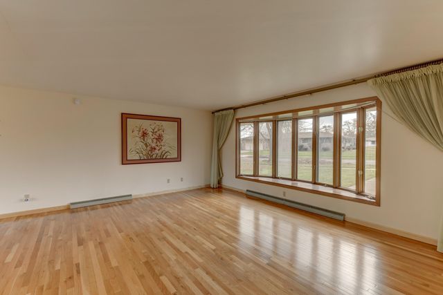 2680 W 59th Place, Merrillville, IN 46410