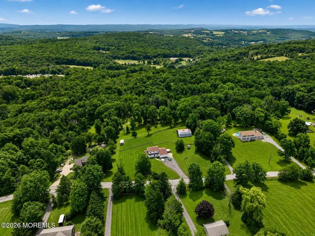 166 Mudtown Road, Wantage, NJ 07461