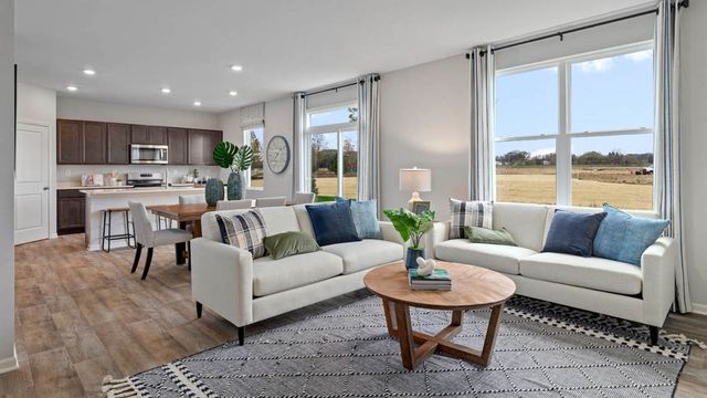 995 Sapphire Lane, Montgomery, IL 60538