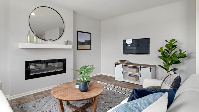 995 Sapphire Lane, Montgomery, IL 60538