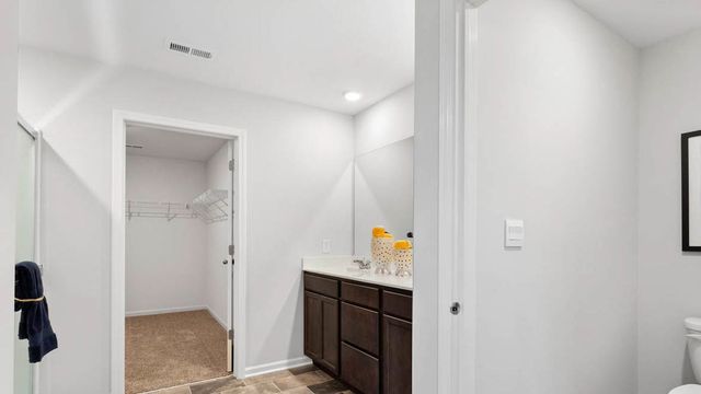 995 Sapphire Lane, Montgomery, IL 60538