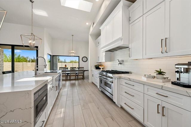 6027 E WILDCAT Drive, Cave Creek, AZ 85331
