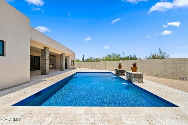 6027 E WILDCAT Drive, Cave Creek, AZ 85331