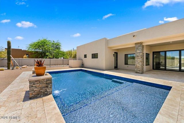 6027 E WILDCAT Drive, Cave Creek, AZ 85331