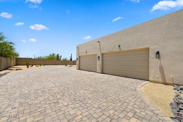 6027 E WILDCAT Drive, Cave Creek, AZ 85331