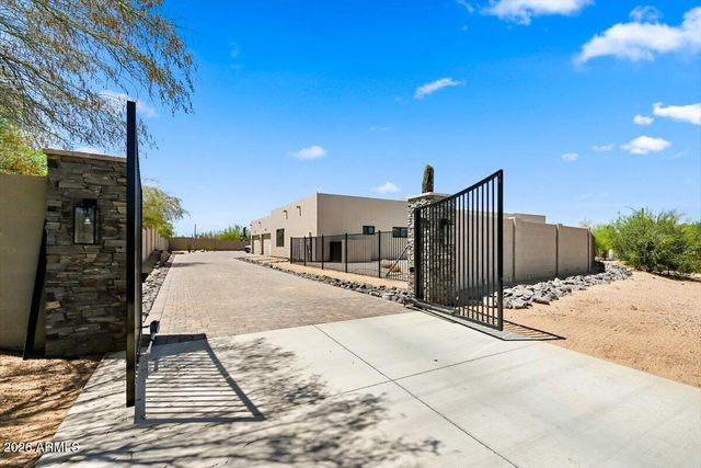 6027 E WILDCAT Drive, Cave Creek, AZ 85331
