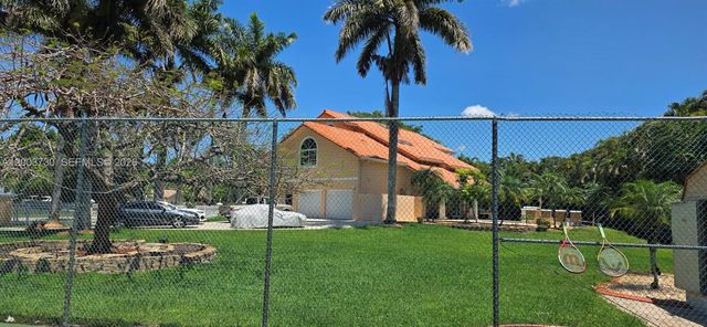 11650 NW 17th Ct, Plantation, FL 33323
