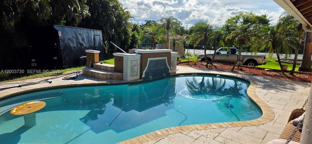 11650 NW 17th Ct, Plantation, FL 33323