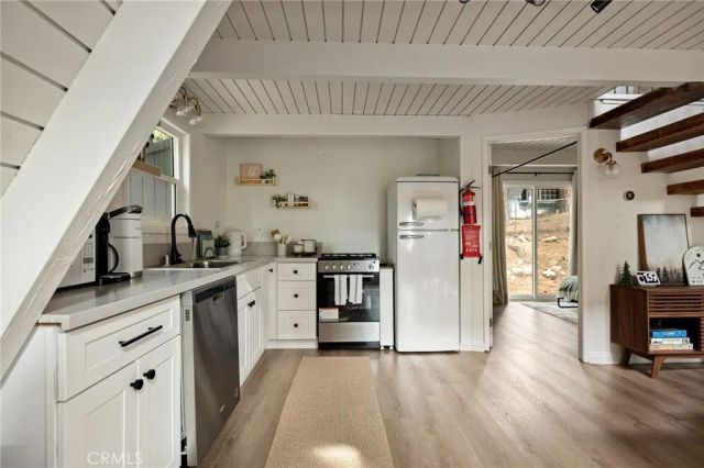 31442 Ocean View, Running Springs, CA 92382