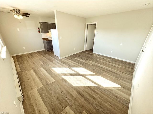 3475 Azalea Garden Rd Apt 19, Norfolk, VA 23513