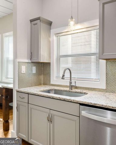 911 Crew Street SW, Atlanta, GA 30315