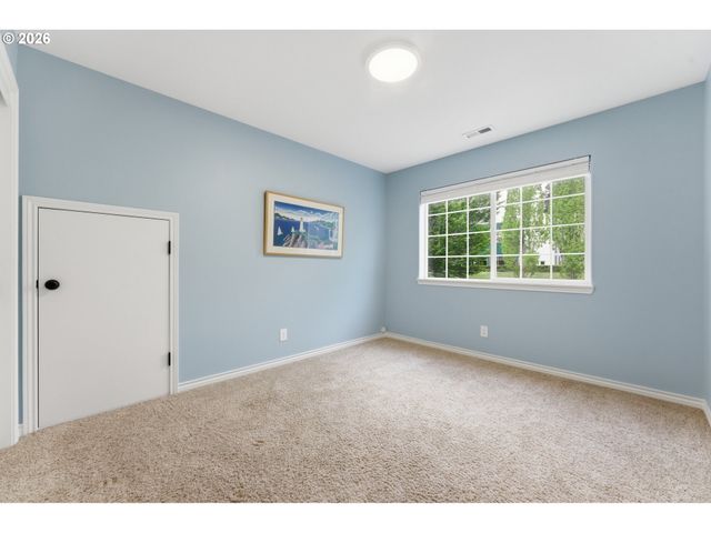 16455 Sw LOON Dr, Beaverton, OR 97007