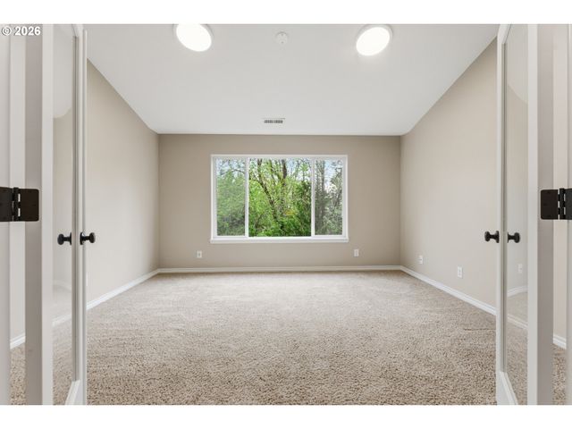 16455 Sw LOON Dr, Beaverton, OR 97007