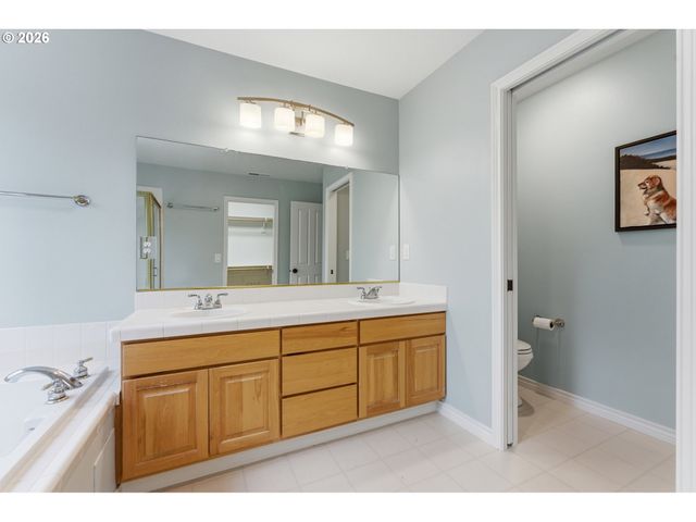 16455 Sw LOON Dr, Beaverton, OR 97007