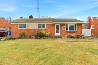 30139 Flanders Avenue, Warren, MI 48088