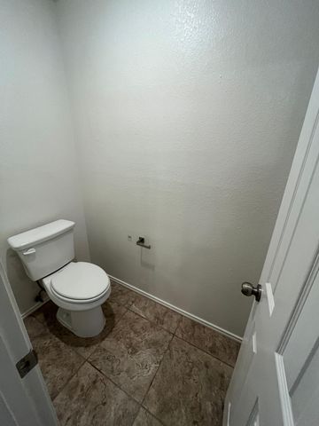 5221 84th Street, Lubbock, TX 79424