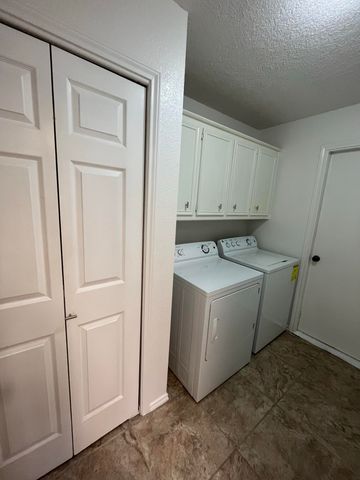 5221 84th Street, Lubbock, TX 79424