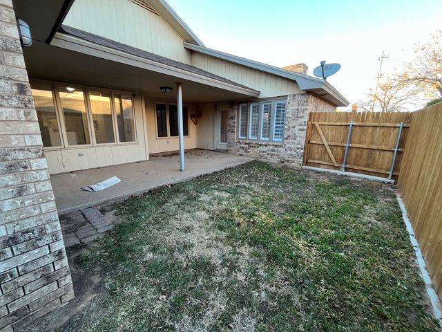 5221 84th Street, Lubbock, TX 79424
