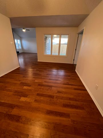 5221 84th Street, Lubbock, TX 79424