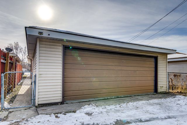 281 E 163rd Street, Harvey, IL 60426