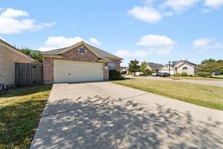 12119 Lakewood Villa Drive, Tomball, TX 77377