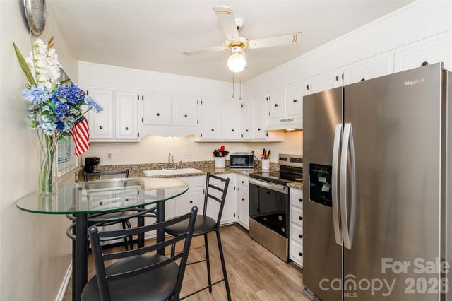 8300 Knights Bridge Road, Charlotte, NC 28210