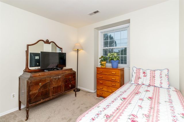 8300 Knights Bridge Road, Charlotte, NC 28210