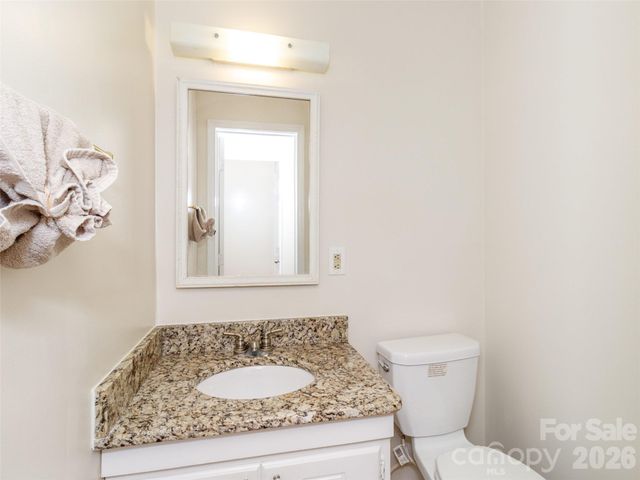 8300 Knights Bridge Road, Charlotte, NC 28210