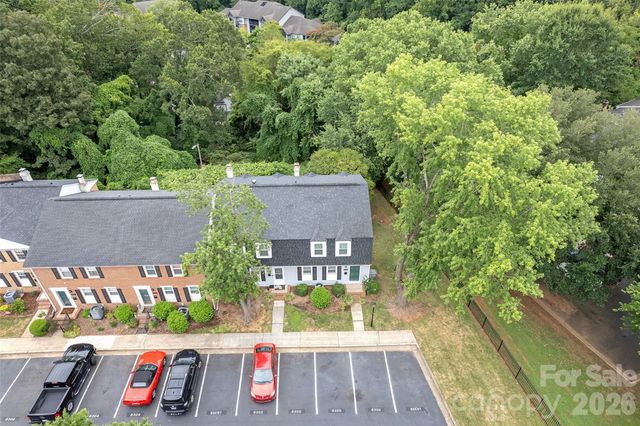 8300 Knights Bridge Road, Charlotte, NC 28210