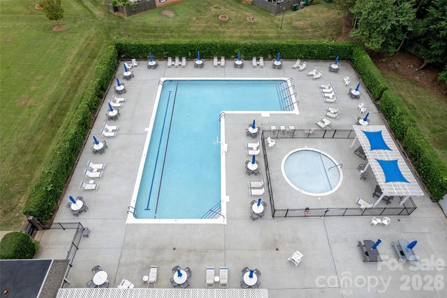 8300 Knights Bridge Road, Charlotte, NC 28210