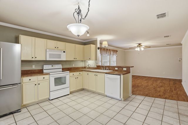 1821 Southridge Lane, Sherman, TX 75092