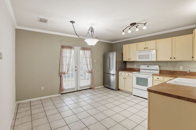 1821 Southridge Lane, Sherman, TX 75092