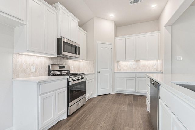 3747 Crawford Street, Bay City, TX 77414