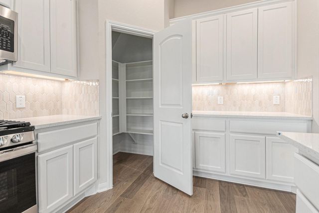 3747 Crawford Street, Bay City, TX 77414